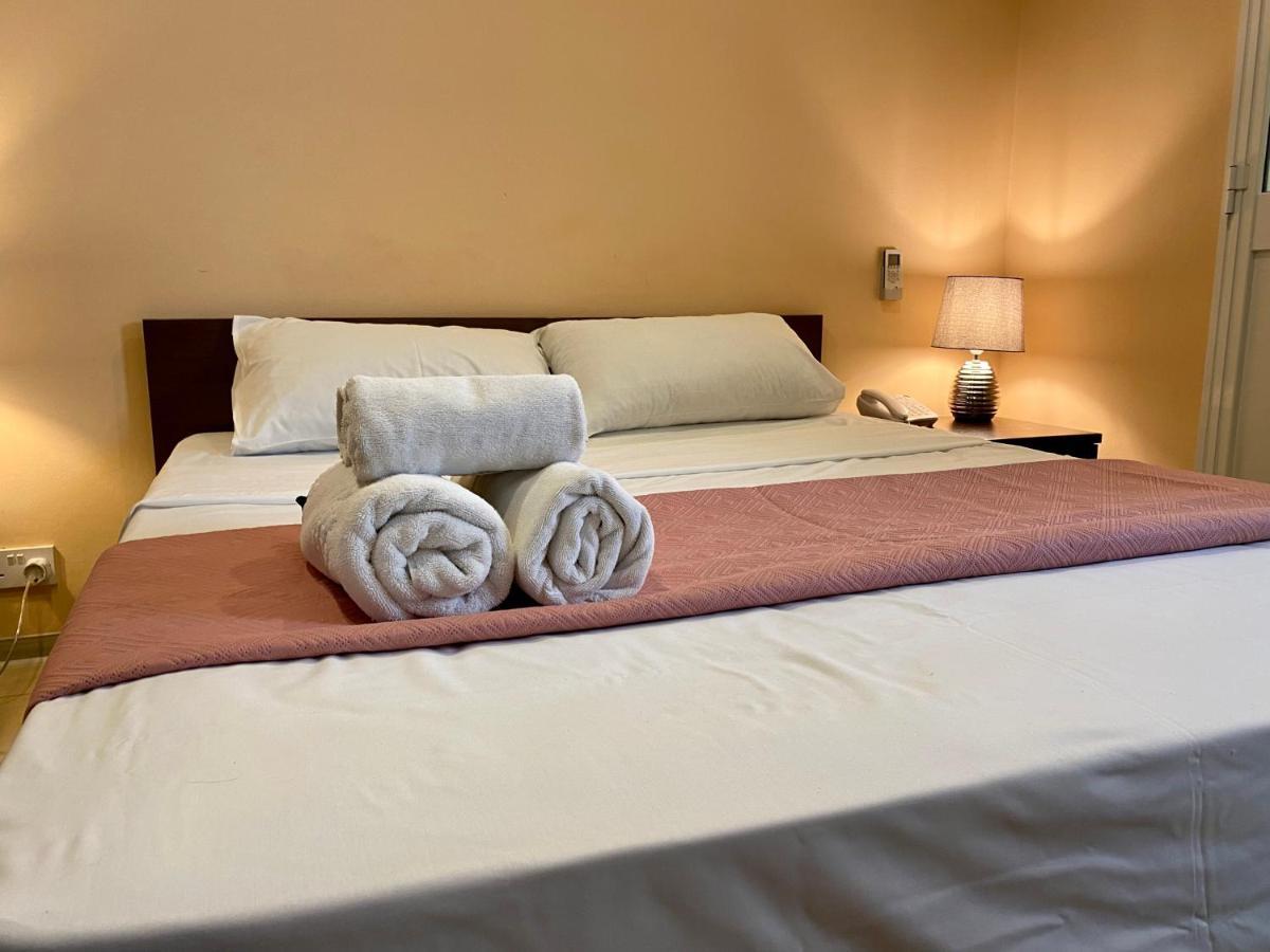Malta Paradise Hotel Saint Julian's ภายนอก รูปภาพ