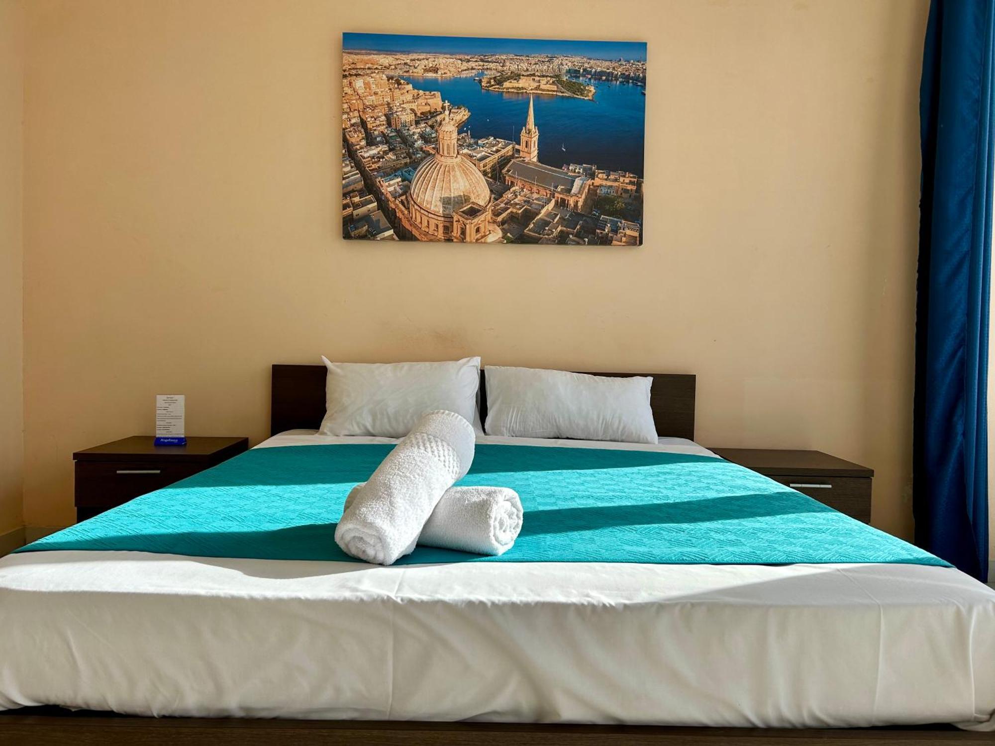 Malta Paradise Hotel Saint Julian's ภายนอก รูปภาพ
