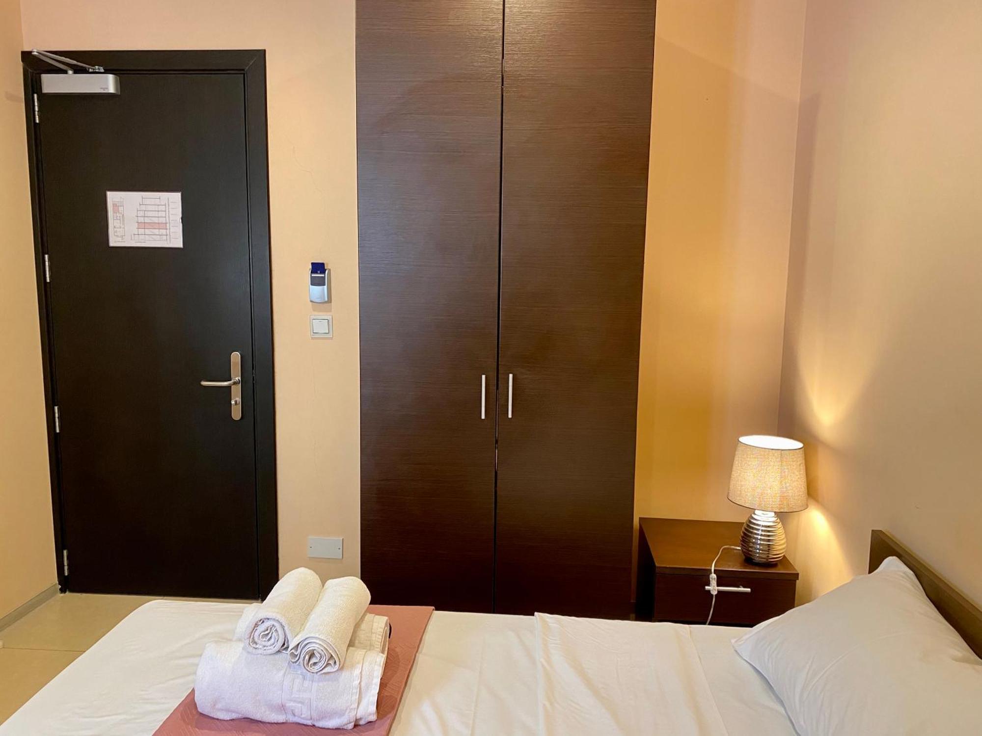 Malta Paradise Hotel Saint Julian's ภายนอก รูปภาพ